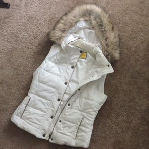 White vest with fur hood